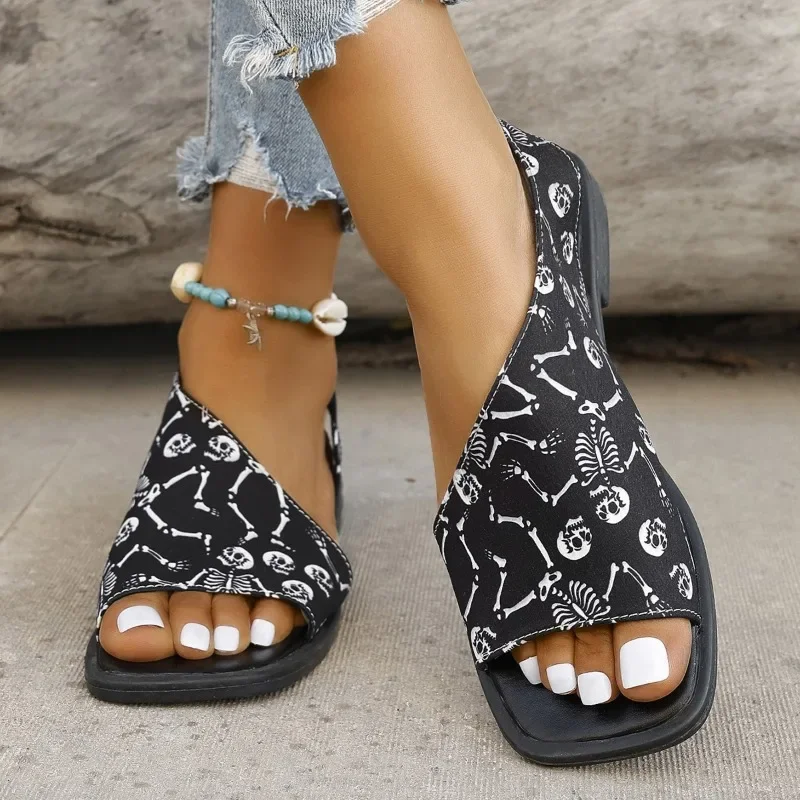 Skull Print Slip-On Summer Sandals