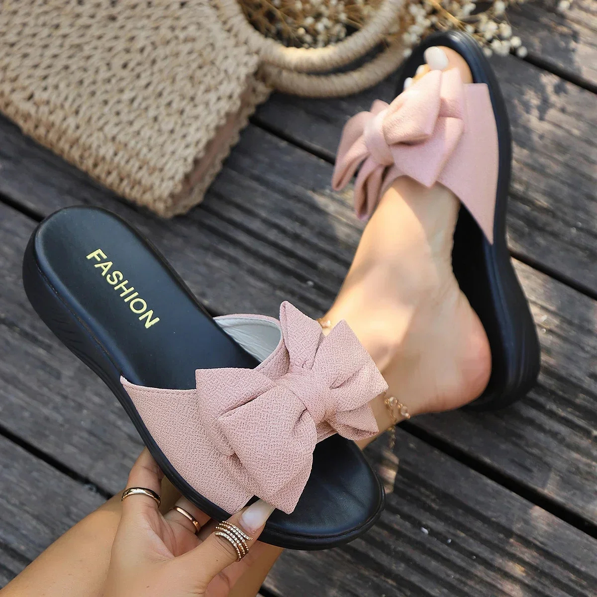 Women's Bow Tie Slip-On Sandals