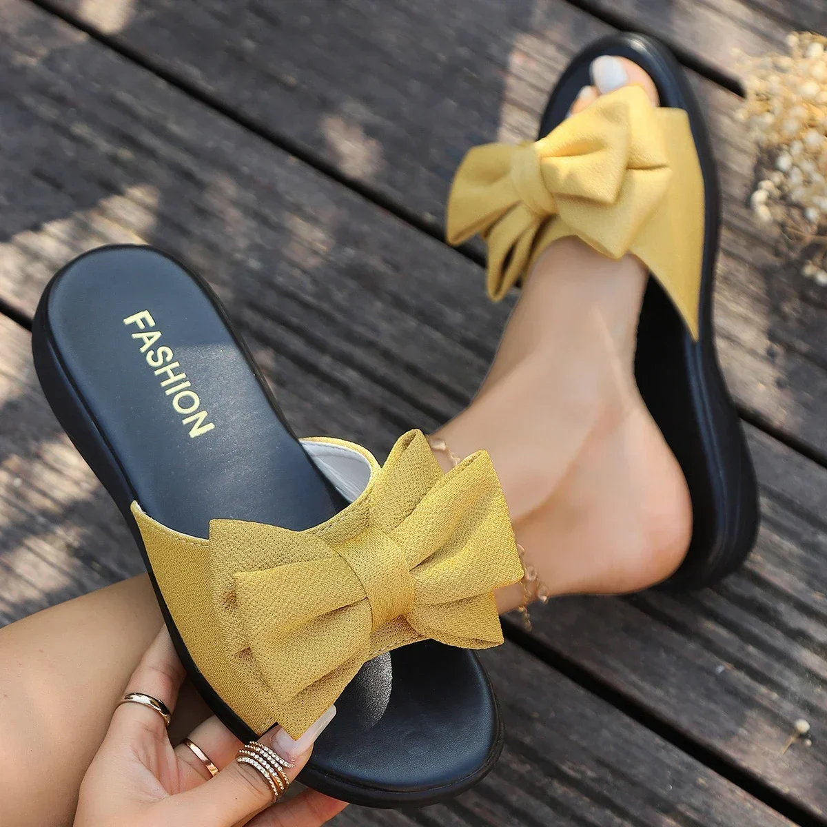 Women's Bow Tie Slip-On Sandals